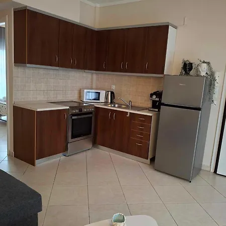 Anastasia's 2 * Néa Péramos