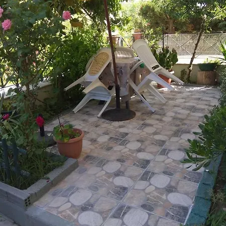 Apartment Anastasia's 2 Nea Peramos (Macedonia)