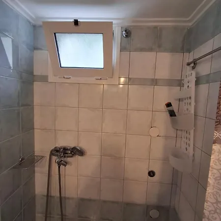 Apartment Anastasia's 2 Nea Peramos (Macedonia)